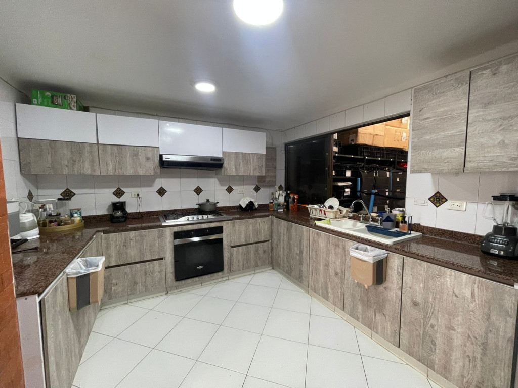Casa En Venta - Ciudad Jardín, Cali