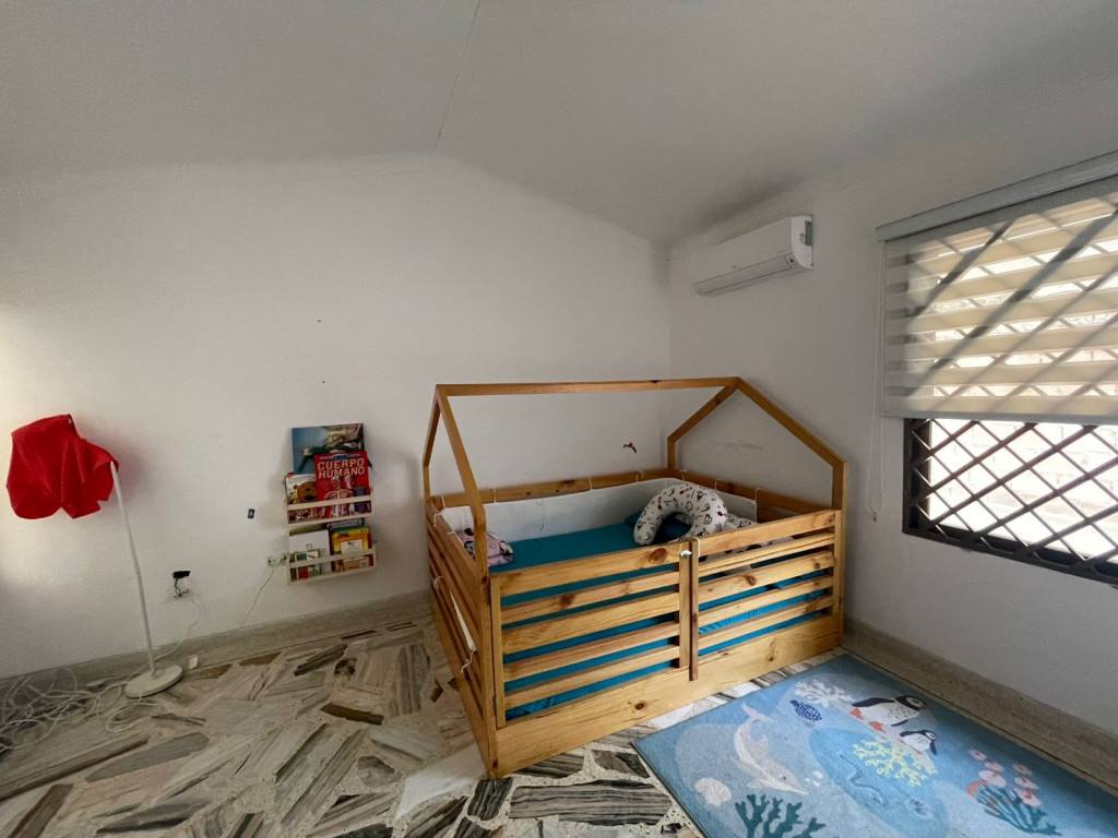 Casa En Venta - Ciudad Jardín, Cali
