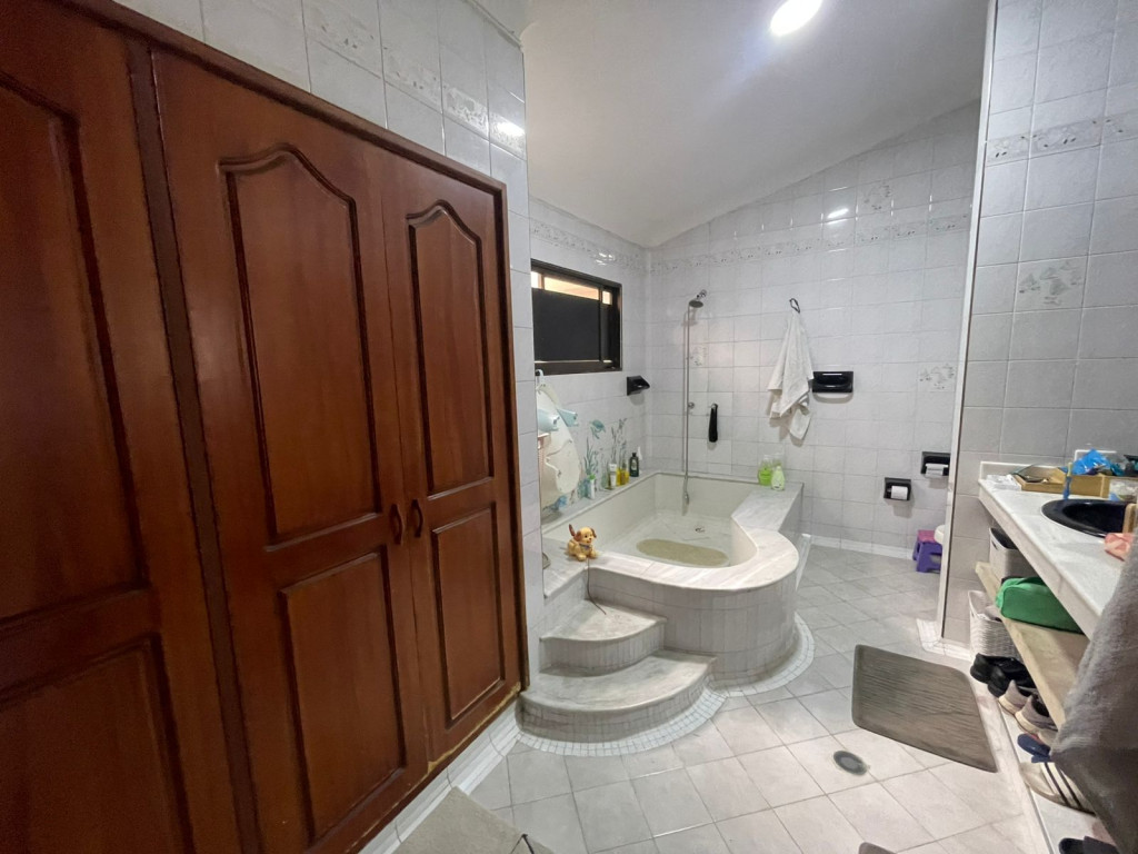 Casa En Venta - Ciudad Jardín, Cali