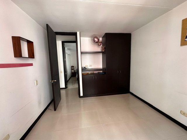 Apartamento En Venta - La Hacienda, Cali