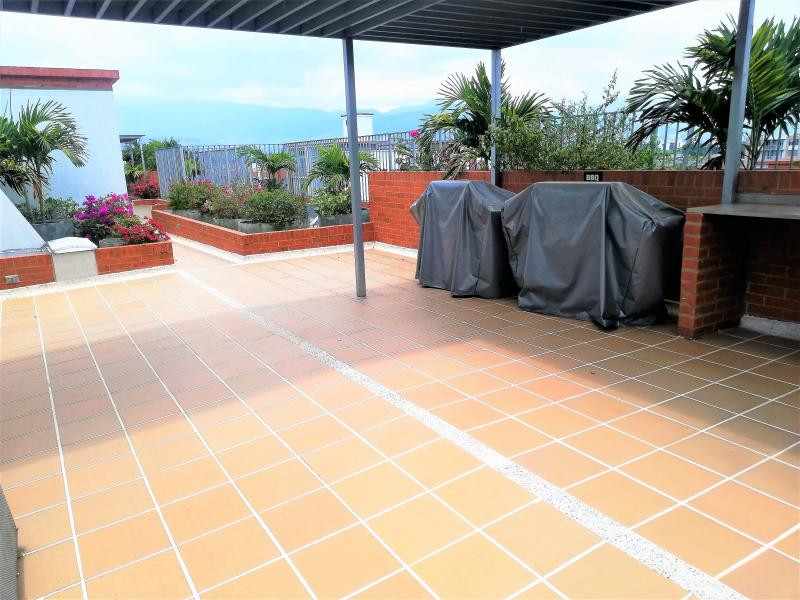 Apartamento En Venta - La Hacienda, Cali