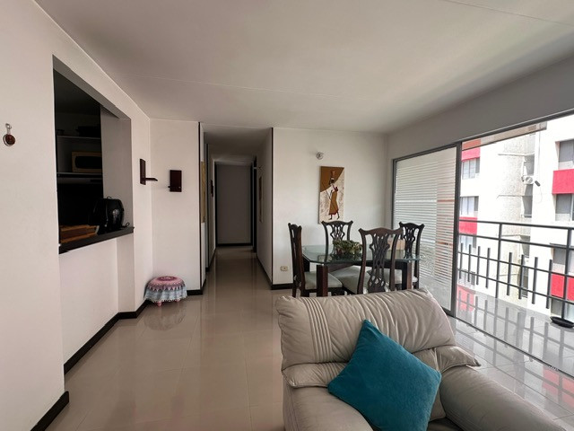 Apartamento En Venta - La Hacienda, Cali