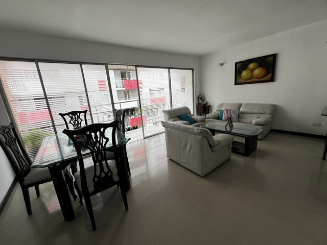 Apartamento En Venta - La Hacienda, Cali