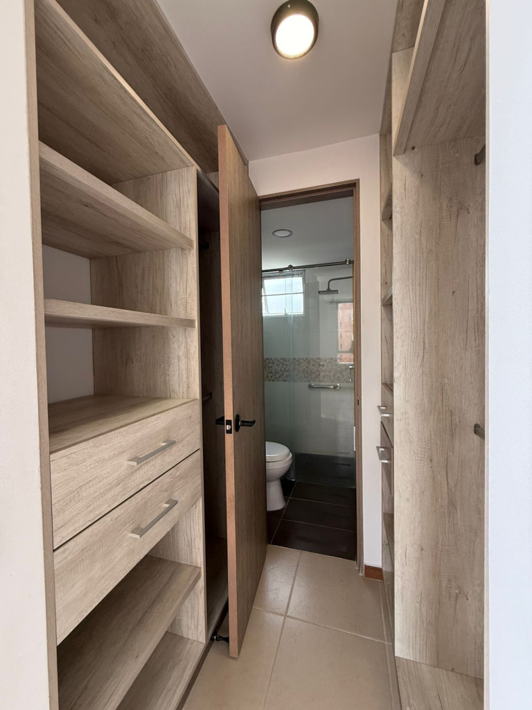 Apartamento En Arriendo - Valle Del Lili, Cali