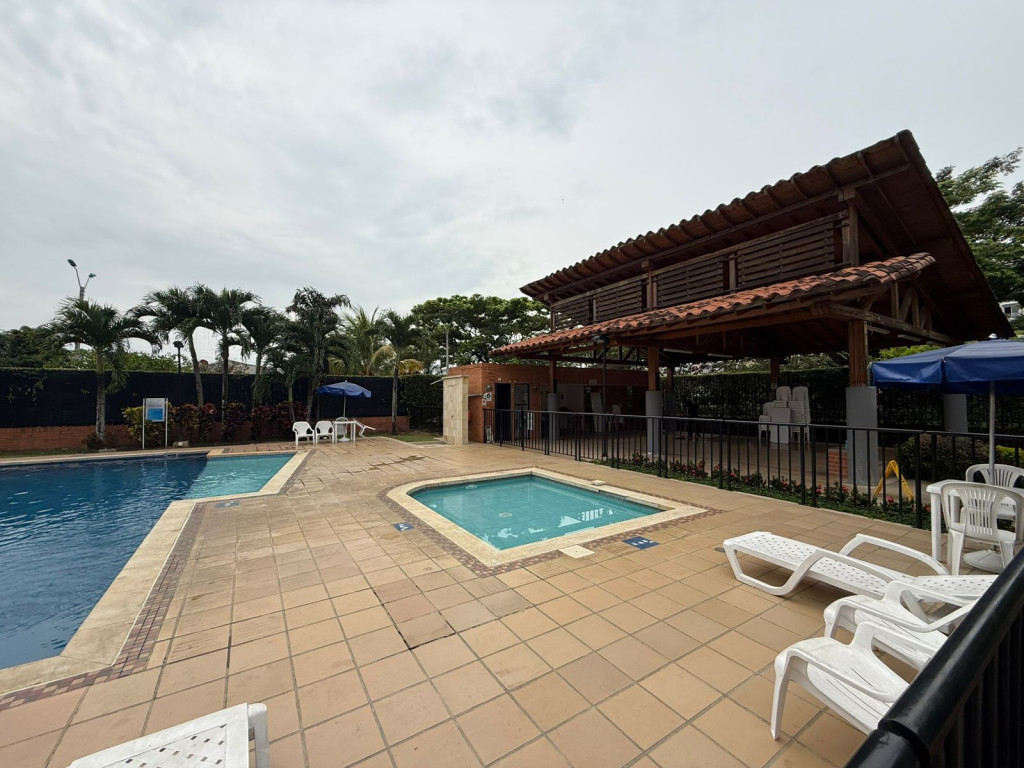Apartamento En Arriendo - Valle Del Lili, Cali