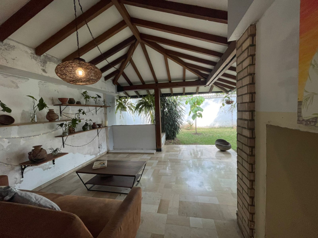 Casa En Venta - El Bosque, Cali