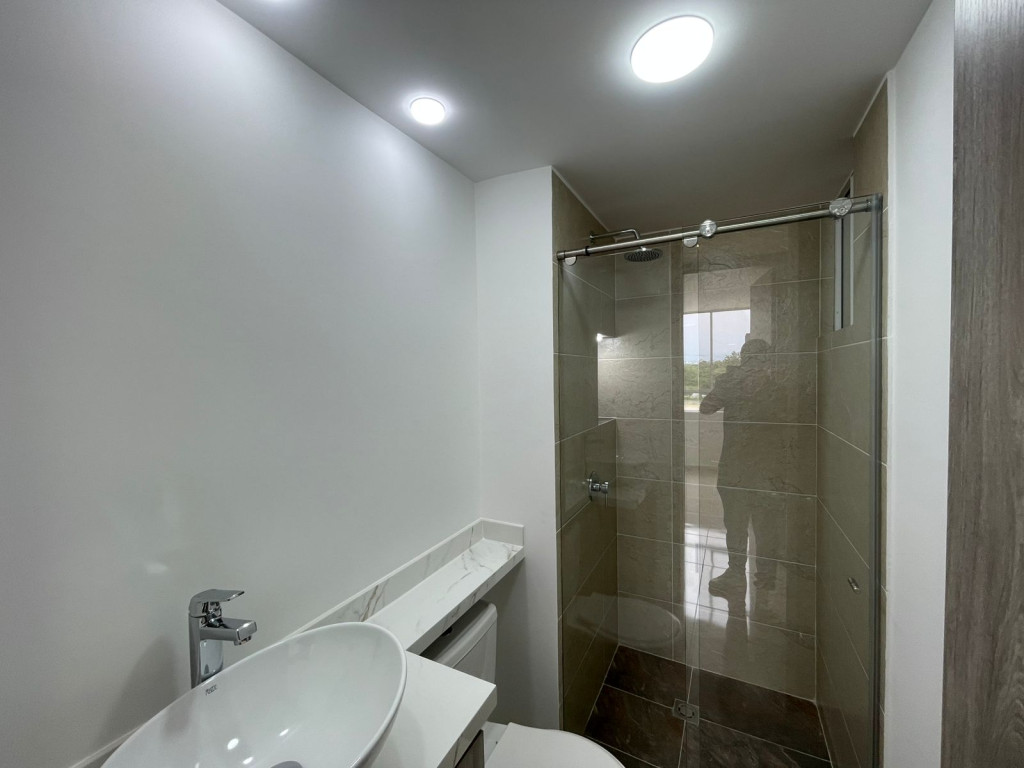 Apartamento En Arriendo - Las Vegas De Comfandi, Cali