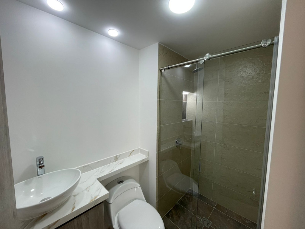 Apartamento En Arriendo - Las Vegas De Comfandi, Cali