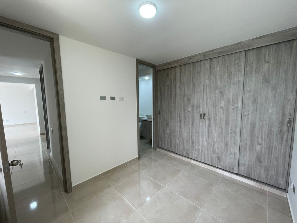 Apartamento En Arriendo - Las Vegas De Comfandi, Cali