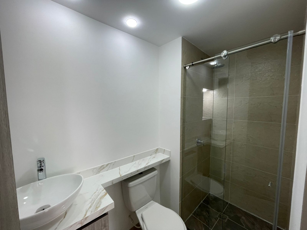 Apartamento En Arriendo - Las Vegas De Comfandi, Cali