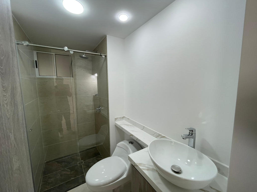Apartamento En Arriendo - Las Vegas De Comfandi, Cali