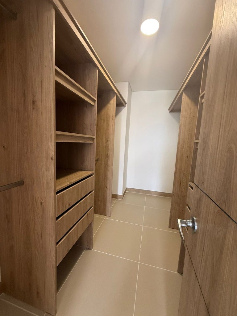 Apartamento En Venta - Valle Del Lili, Cali