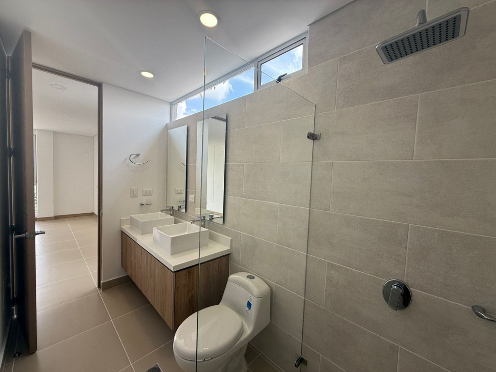 Apartamento En Venta - Valle Del Lili, Cali