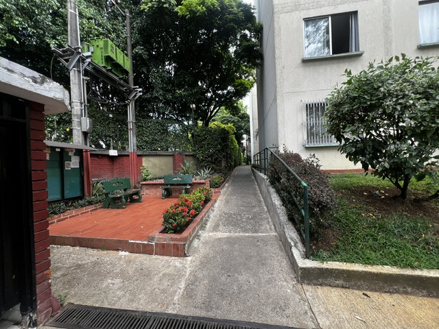 Apartamento En Venta - El Limonar, Cali