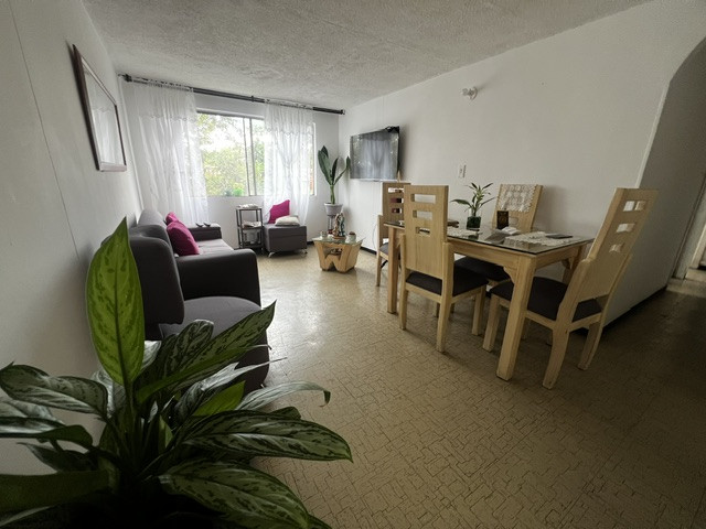 Apartamento En Venta - El Limonar, Cali