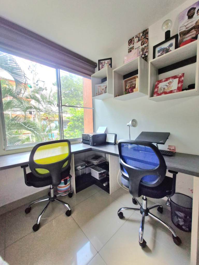 Apartamento En Venta - Las Granjas, Cali