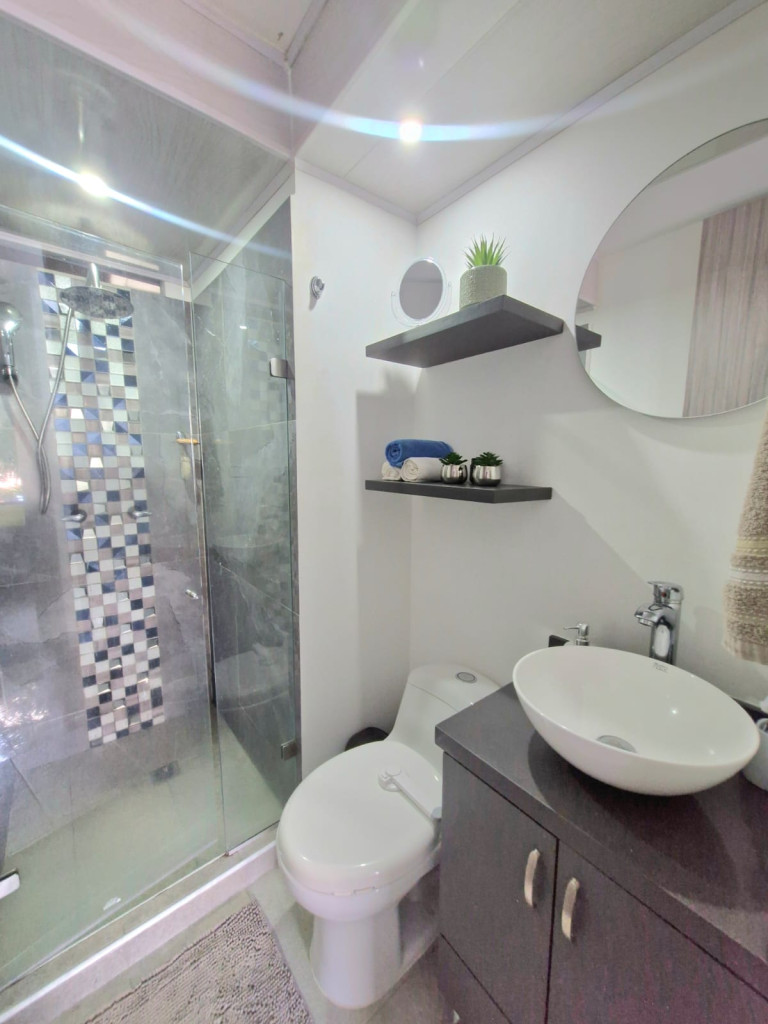 Apartamento En Venta - Las Granjas, Cali