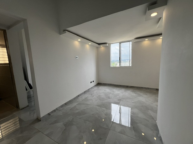 Apartamento En Venta - Limonar, Cali