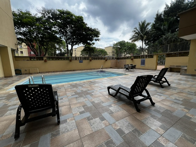 Apartamento En Venta - Limonar, Cali