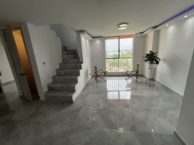 Apartamento En Venta - Limonar, Cali