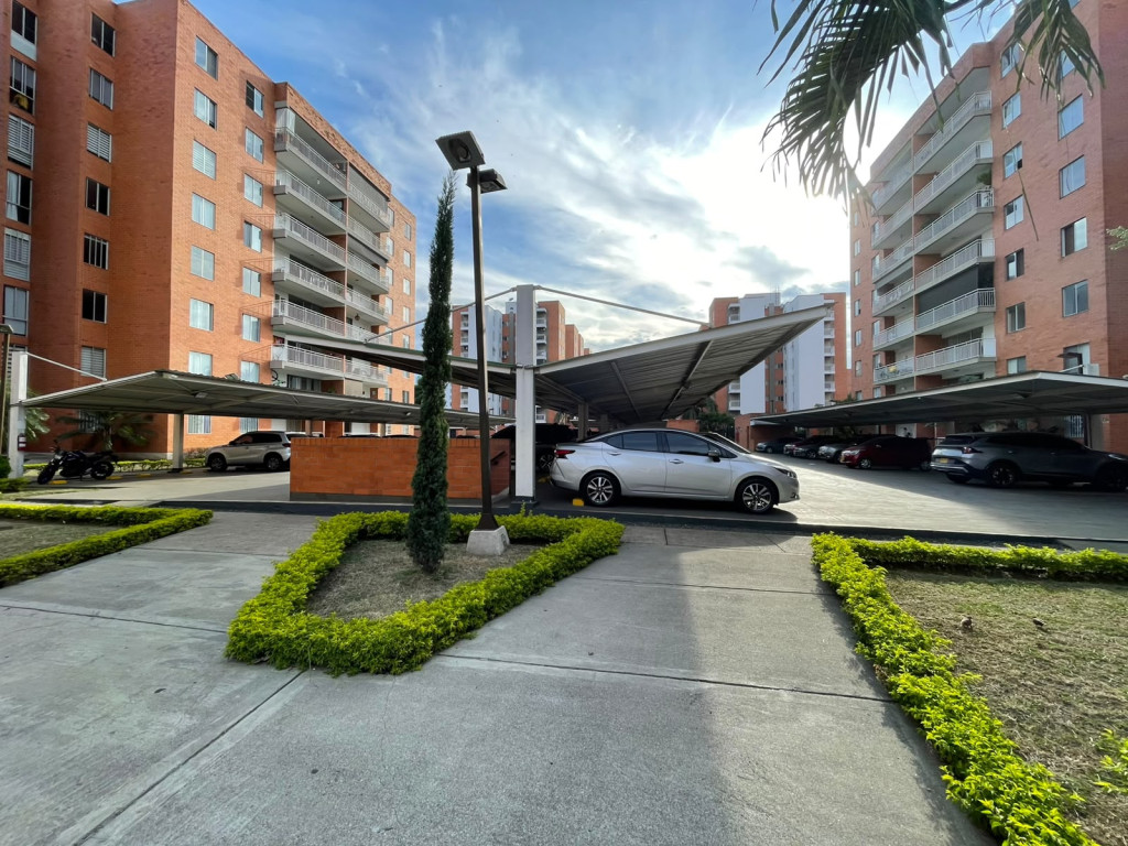 Apartamento En Venta - Valle Del Lili, Cali