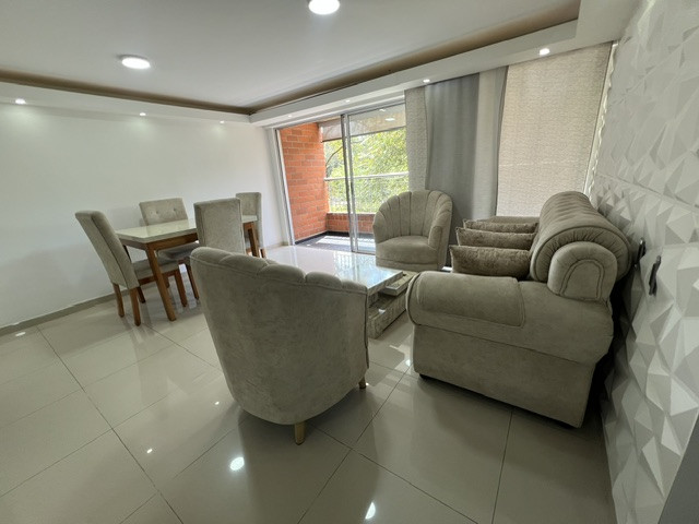Apartamento En Venta - Ciudad Jardín, Cali