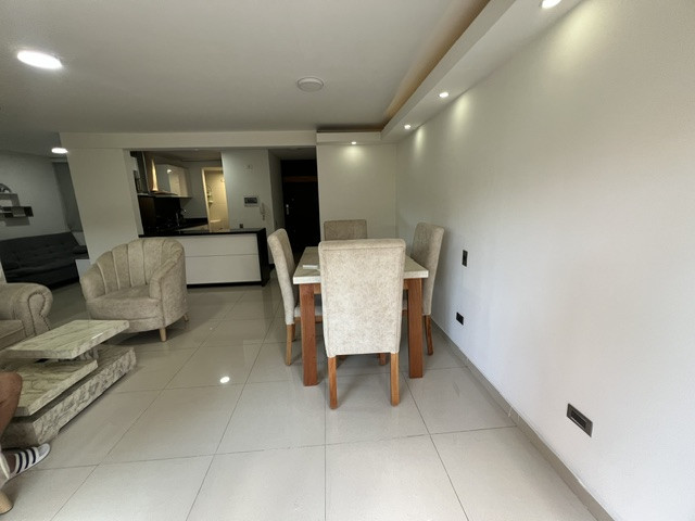 Apartamento En Venta - Ciudad Jardín, Cali