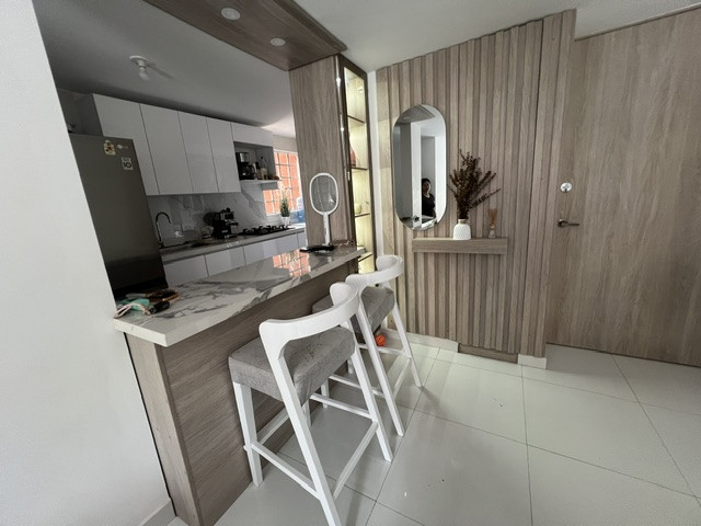 Apartamento En Venta - La Hacienda, Cali