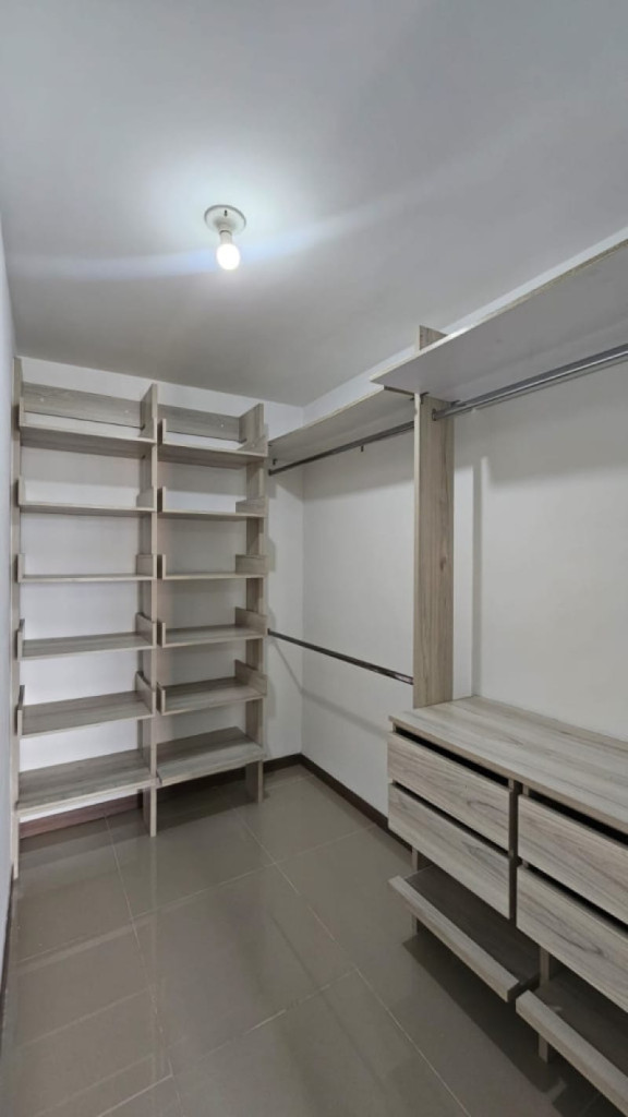 Apartamento En Venta - Valle Del Lili, Cali