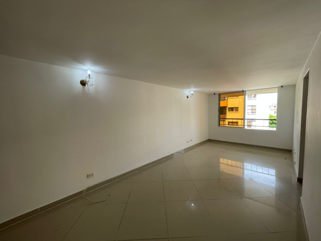 Apartamento En Venta - Primero De Mayo, Cali