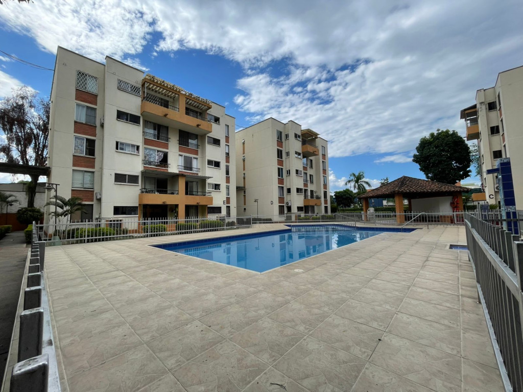 Apartamento En Venta - Primero De Mayo, Cali