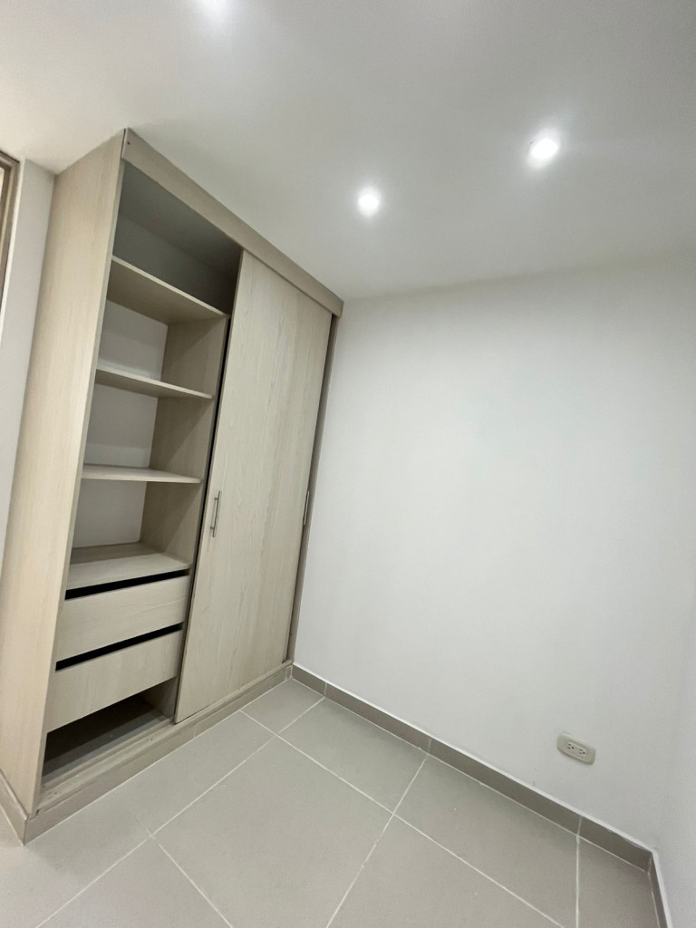 Apartamento En Venta - Bochalema, Cali