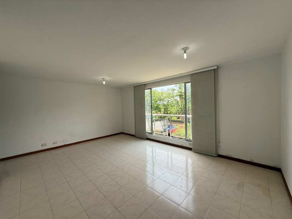 Apartamento En Venta - Caney, Cali