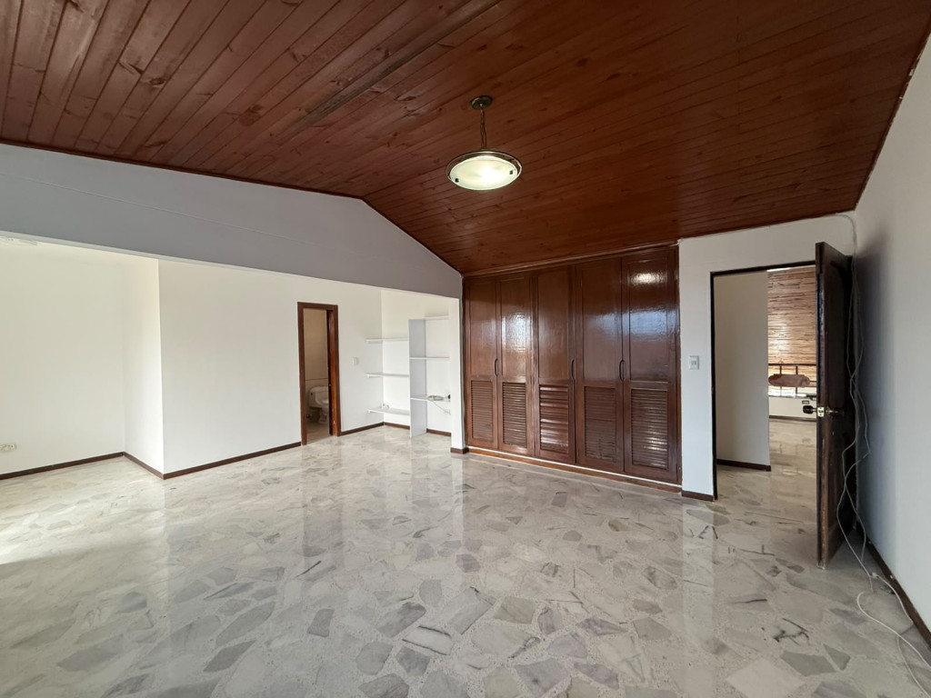 Casa Condominio En Venta - Ciudad Jardín, Cali