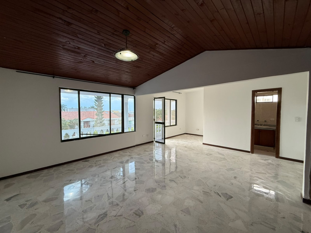 Casa Condominio En Venta - Ciudad Jardín, Cali