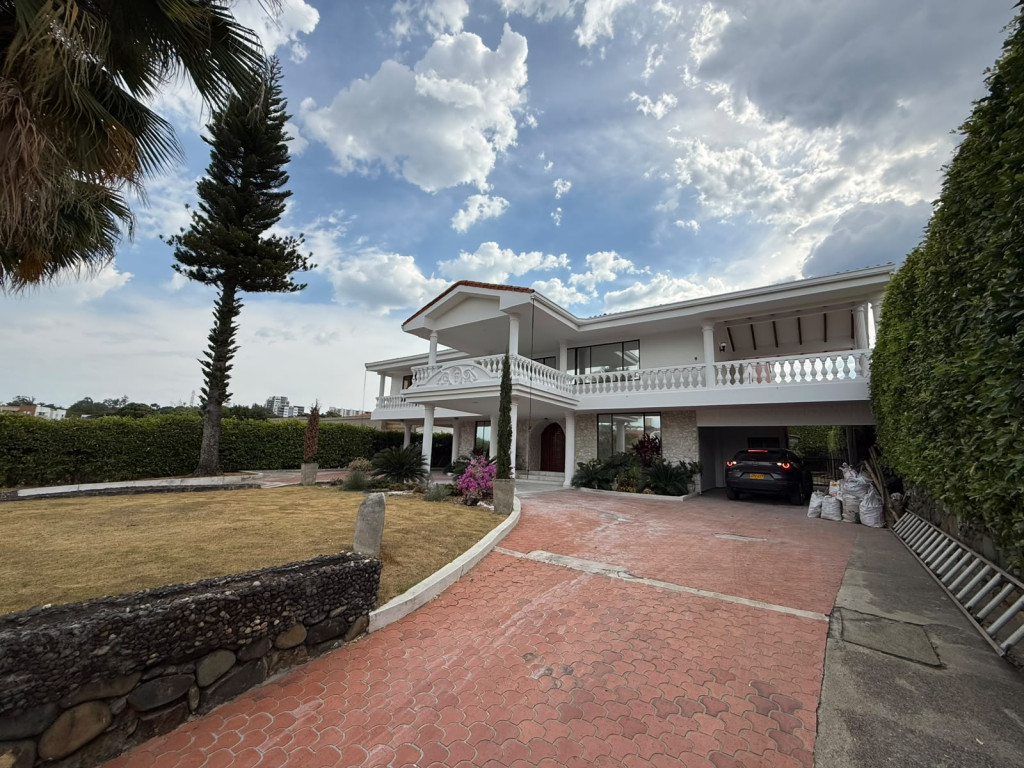 Casa Condominio En Venta - Ciudad Jardín, Cali