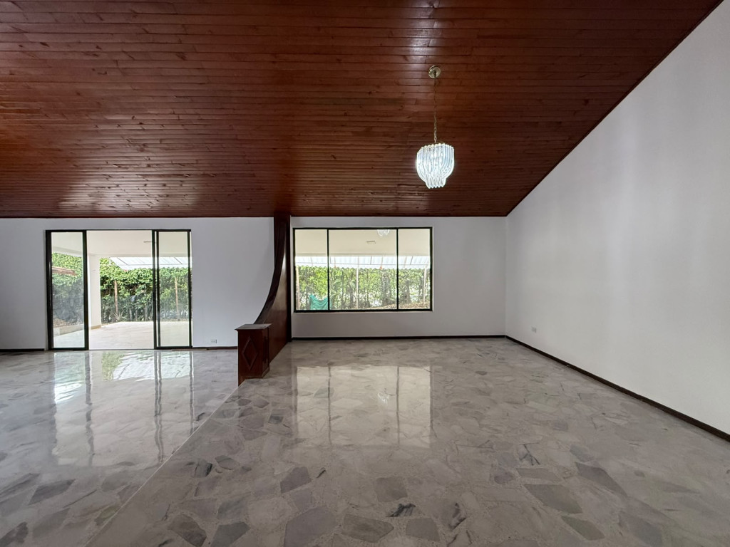 Casa Condominio En Venta - Ciudad Jardín, Cali
