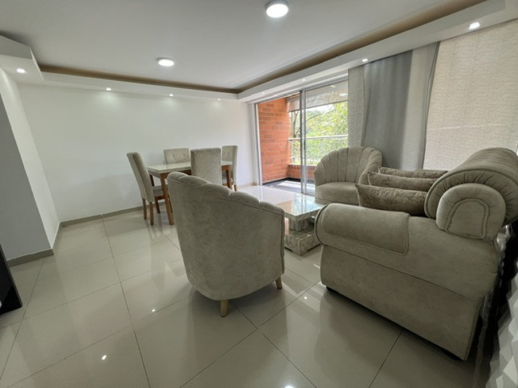 Apartamento En Venta - Ciudad Jardín, Cali