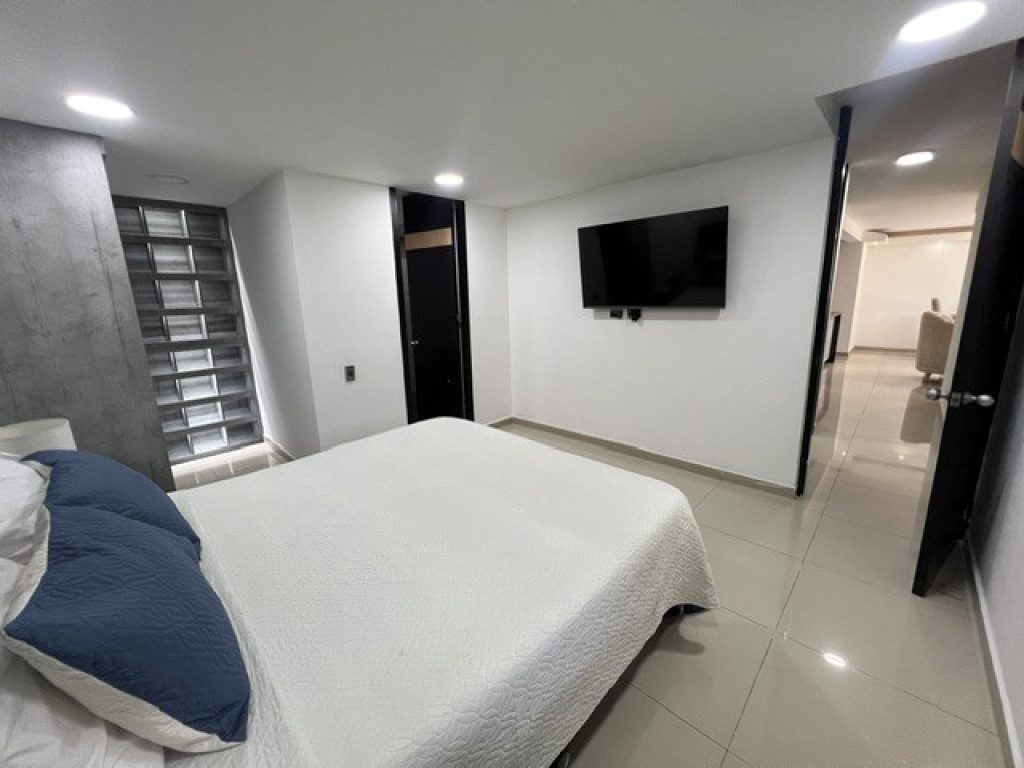 Apartamento En Venta - Ciudad Jardín, Cali
