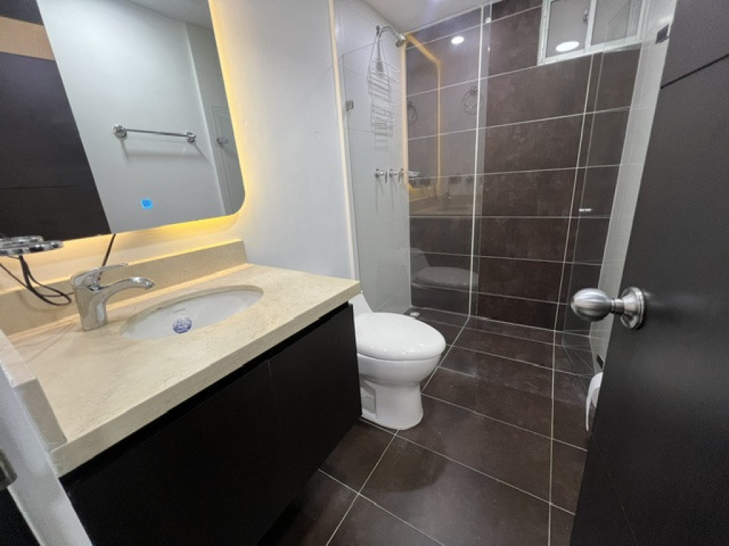 Apartamento En Venta - Ciudad Jardín, Cali