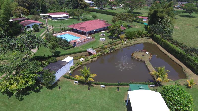 Finca En Venta - Via A Potrerito, Jamundí