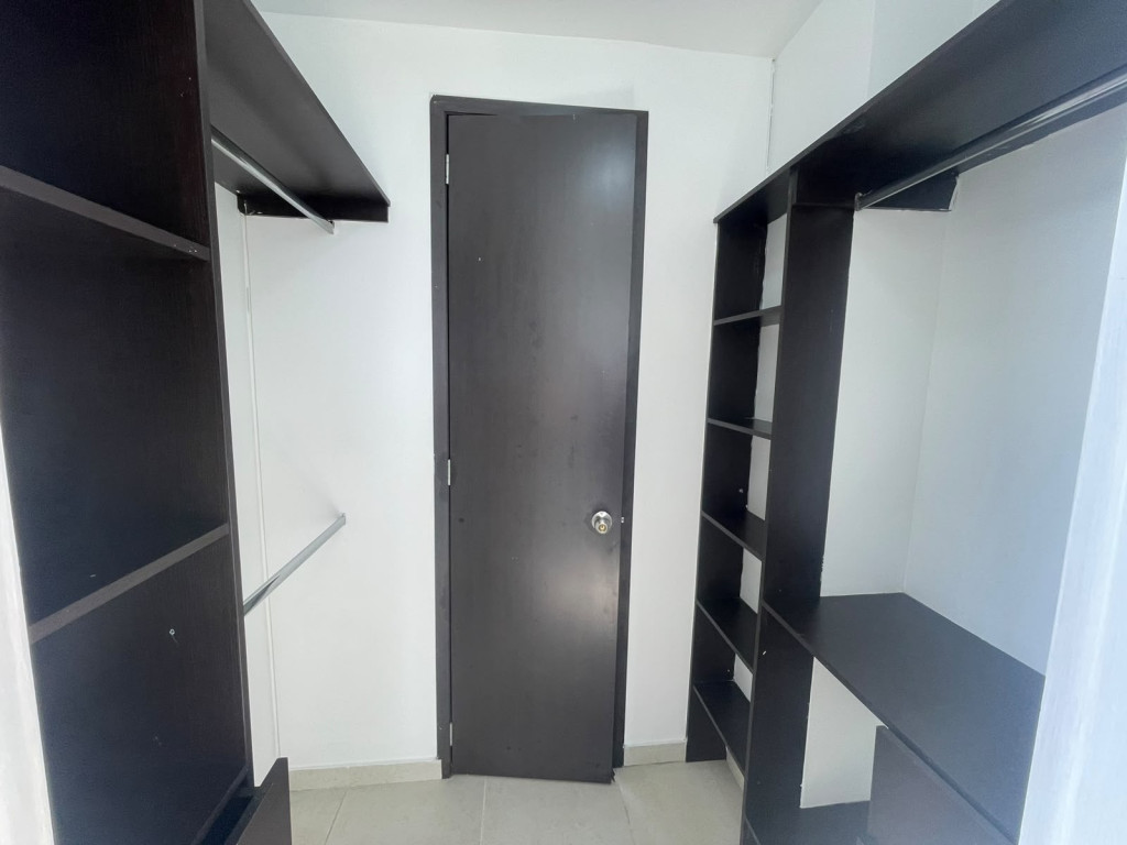 Apartamento En Arriendo - Valle Del Lili, Cali