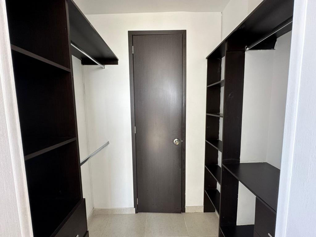 Apartamento En Arriendo - Valle Del Lili, Cali