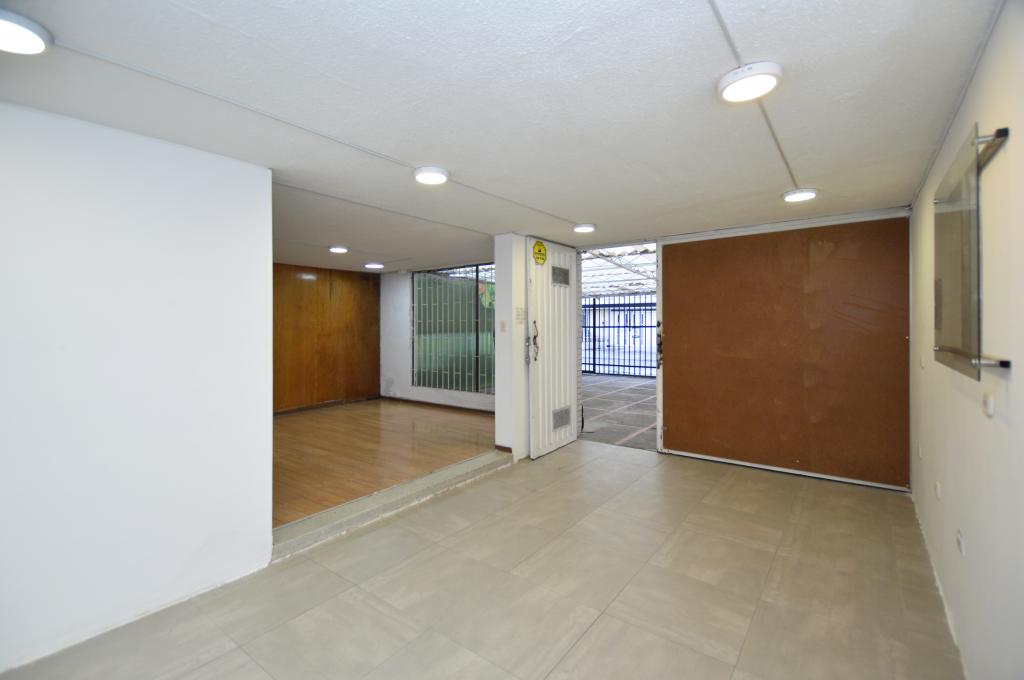 Casa de 4 alcobas en venta en La Castellana, Bogotá, 240 m² · foto 2 de 24