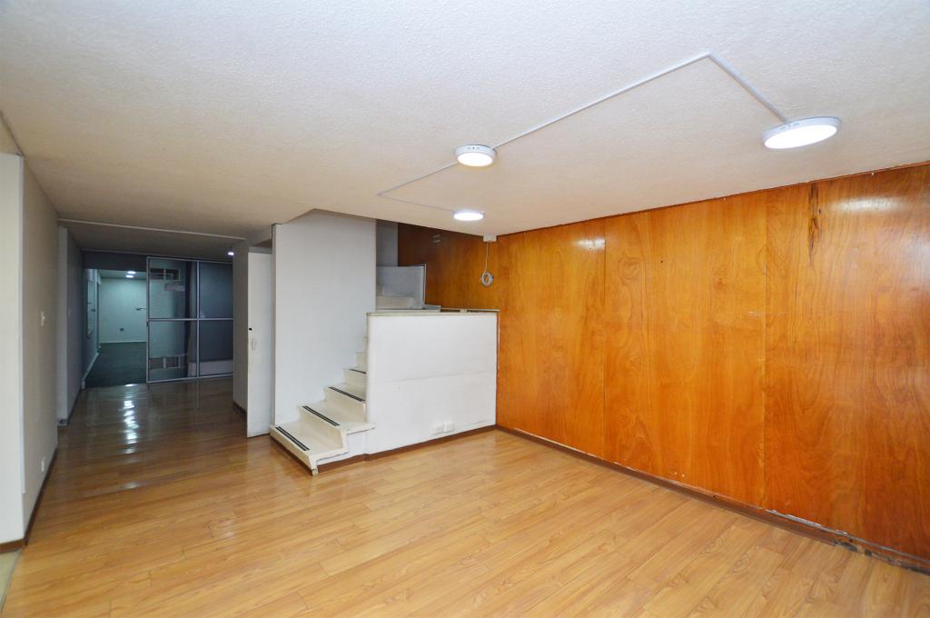 Casa de 4 alcobas en venta en La Castellana, Bogotá, 240 m² · foto 3 de 24