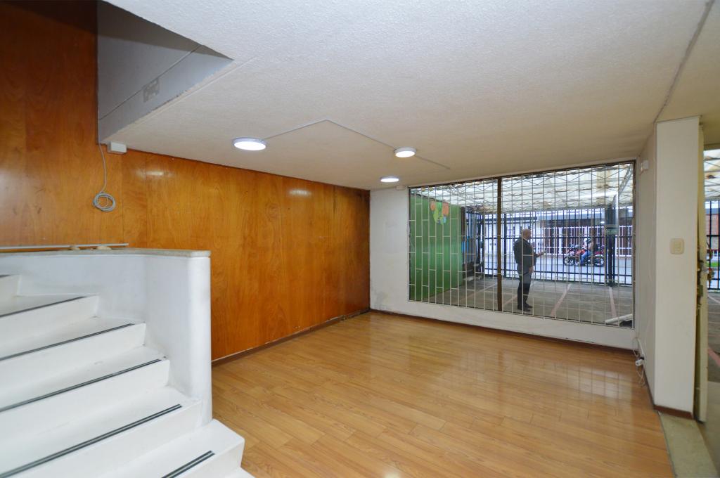 Casa de 4 alcobas en venta en La Castellana, Bogotá, 240 m² · foto 4 de 24