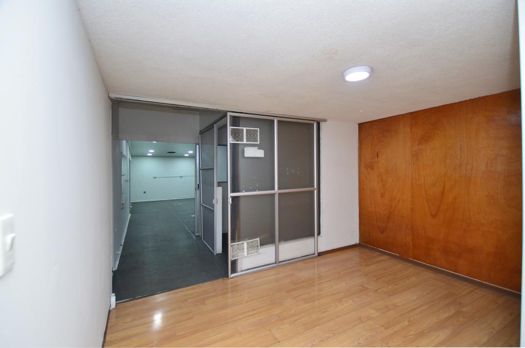 Casa de 4 alcobas en venta en La Castellana, Bogotá, 240 m² · foto 5 de 24
