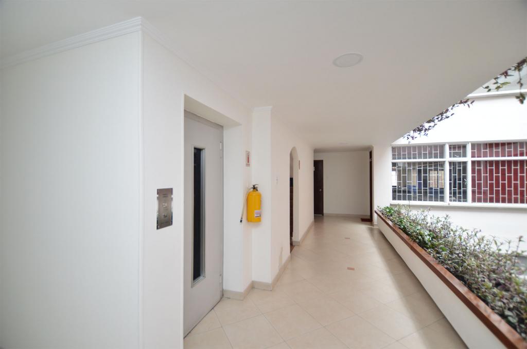Oficina en arriendo en Chapinero Norte, Bogotá, 65 m² · foto 12 de 15