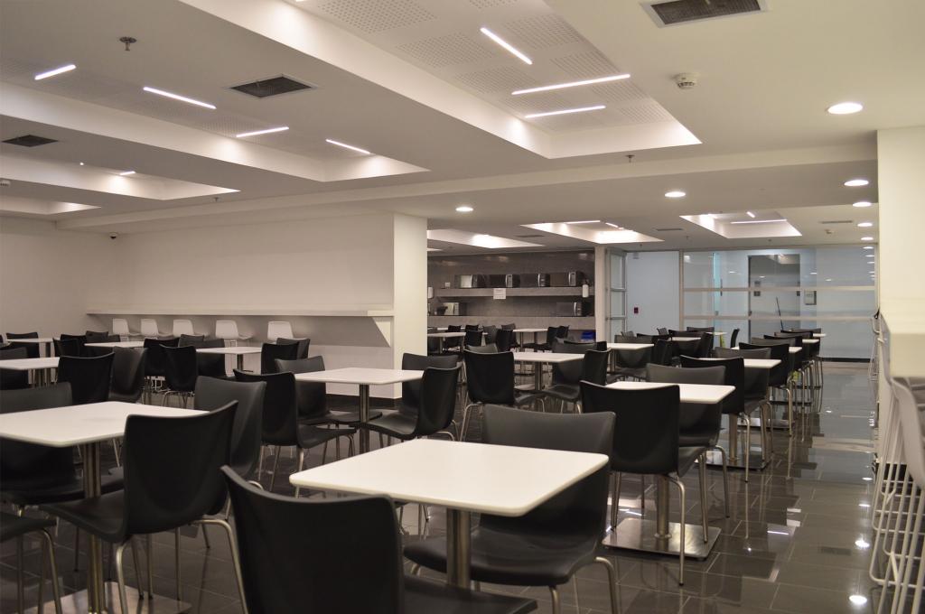 Oficina en arriendo en Bosque De Pinos, Bogotá, 158 m² · foto 8 de 19