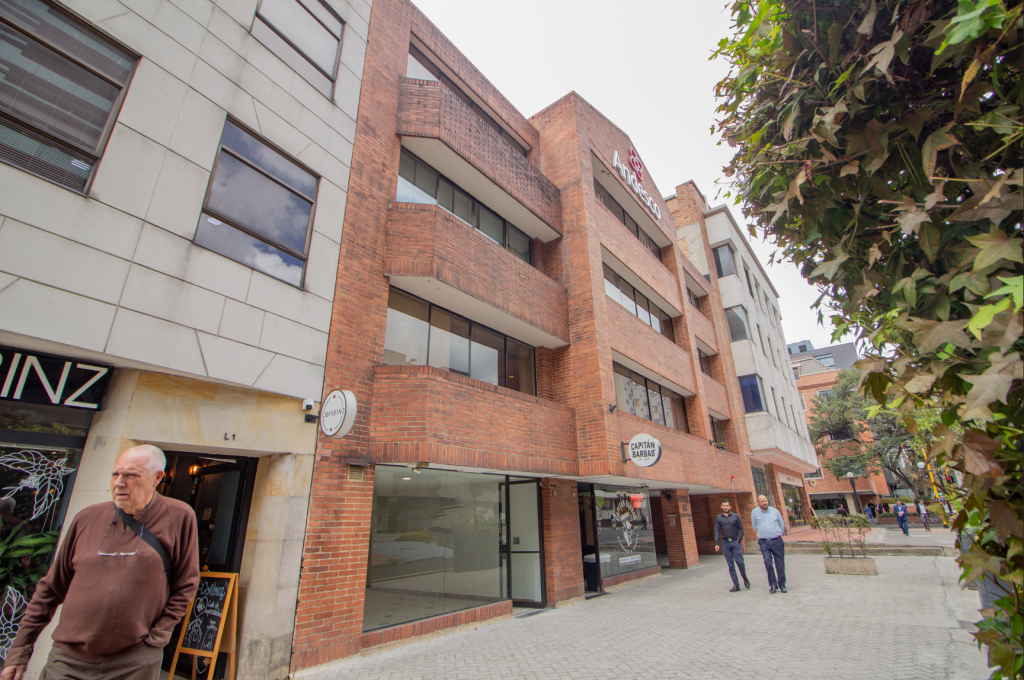 Local en arriendo en Chico Norte, Bogotá, 55 m² · foto 5 de 15